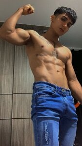 muscle_boyhorny