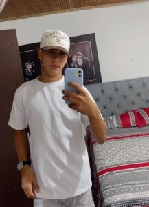 David_Bigcock20 Public зображення 3