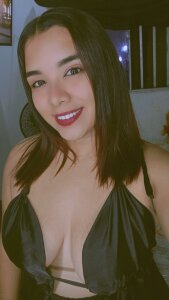 BrianaMyers Smile Pic 5