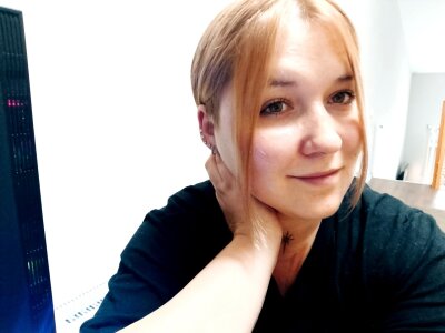 VikiDelano Public Pic 4