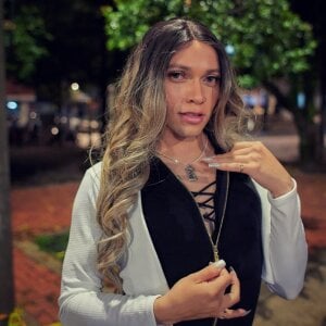 jess69jones Glamorous Pic 2