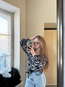 ElidiaPetitSunday morning Bild 7