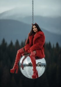 Karamelikaa Public Pic