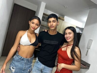 girlsteenpower Public Pic 2