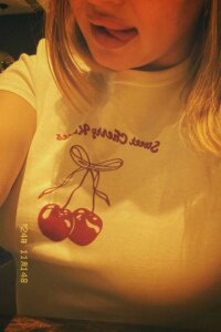 BlossomGaze Going to a cafe☕️ Pic 2