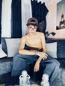 ALUKAR de DesiresOfOlympus_  3 photos