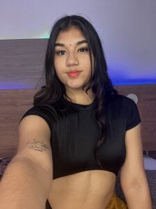 _Ananyaa_lovd There are looks that reveal better than hands Pic 6