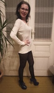 chillimonia Mein heutiges Outfit 🥰👄vor der Cam صورة واحدة|chillimonia Mein heutiges Outfit 🥰👄vor der Cam صورتان|chillimonia Mein heutiges Outfit 🥰👄vor der Cam  5 صور|chillimonia Mein heutiges Outfit 🥰👄vor der Cam  5 صورة