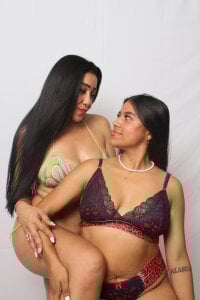 VikyANDferのsexy girlsの 3枚の写真