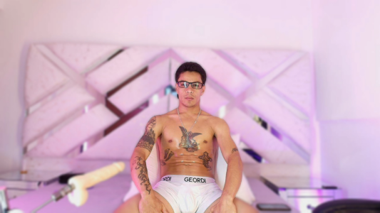 Andrew_Haalls🔥P A R T Y 🔥图片