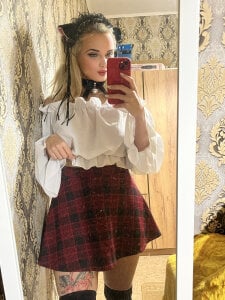 Mirabella333 Kitty 🐱 Pic 2