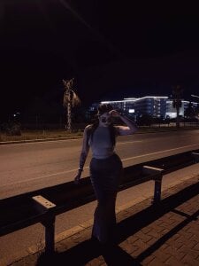 NaomiWilsons glamor Pic 2