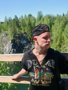AlexxSweet Alex nice relaxed good park Pic