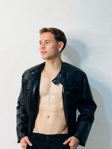 The_twink_boys: Bernie ( 2 фото)
