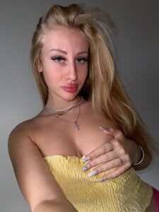 Mia__Milan