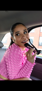 kissandcurrency Check me out <3 Pic