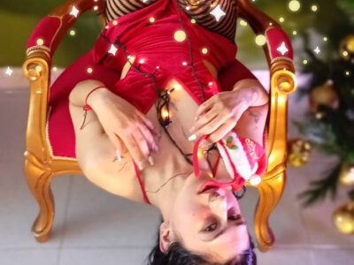 LeaMoreau22 Christmas with Lea!💝💕🤤 Pic 6