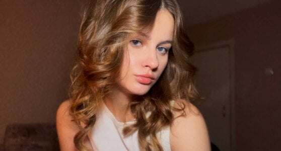 mysticcherryx Just me, Emma Immagine 