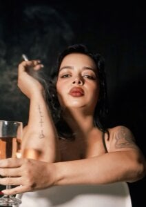 Subject to Smoke 🖐🏼 od ariel_bdsm  2 snímek