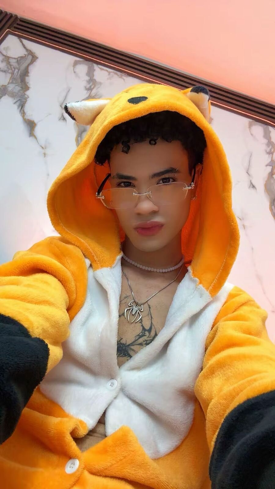 صور JacobBlackwell_ الرائجة  2534