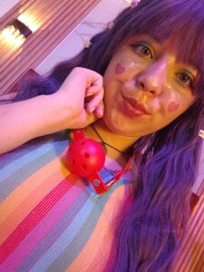 Danna-Rouse my purple hair? Gambar 2