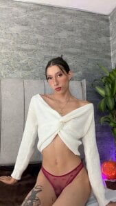 alicee_salvatore White Pic 4