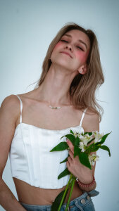 Iva_bananas Public Pic 3