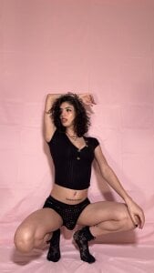 Chanelkeyy Public Pic 3