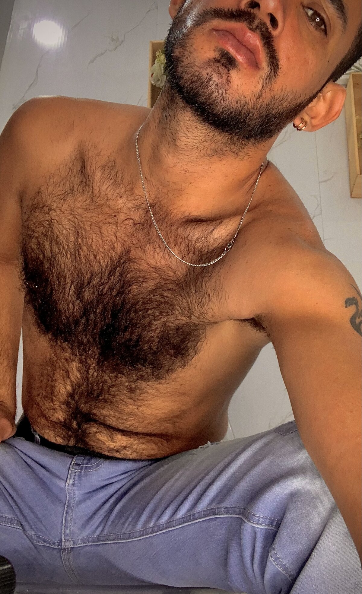 EthanGrey Foto en Tendencia 1274