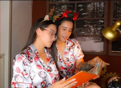 Dilan_and_Mia Merry christmas🎄🎁🥰 Pic 6