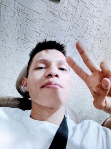 elinnki Hola Doctora Pic 2