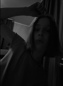 MarieHernandez Look Again Pic