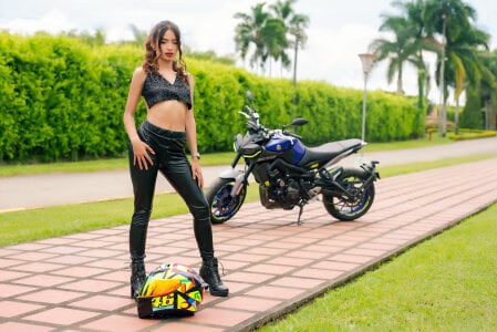 BrianaCleyton do you like speed?🥵🍆 Pic 2