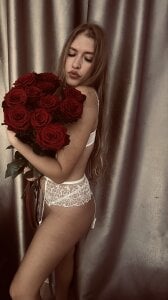 Eva_Renny Public Pic 2