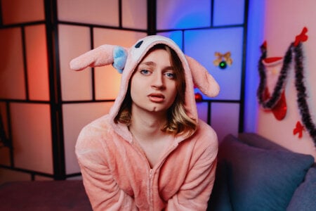 Luna_Bunnyy Public Pic 4