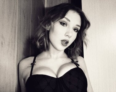 EarleneDagley Public Pic 4