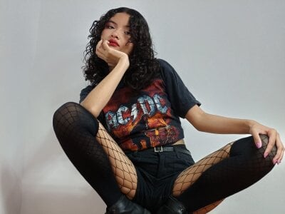 MirandaLawrens_ kullanıcısının Public albümü -  8 fotoğraf