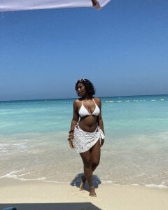 EroticAlana1 🌊💟 Foto