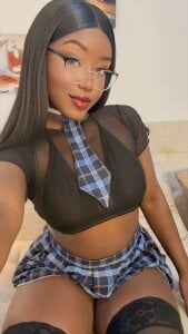 daniellabrown College Girl Kuva 3