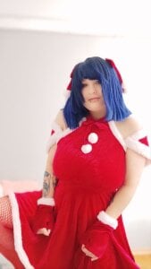 Estheri Christmas Pic 3