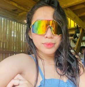 Zdjęcia NicoleRoseTS kisses me: 