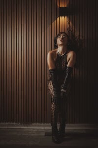 Bethany_Jones Public Pic