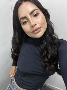 ZaraVesari Sweet, but not that sweet 💜 Pic