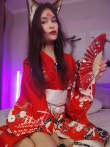 Emily_Strikeee cunning kitsune🦊🌸 Pic 2