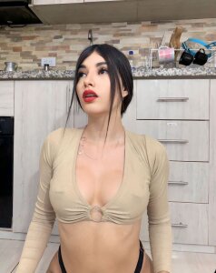 CatherinDaSilva Only me Pic 2