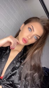 Cherry___Kiss Public slika 6