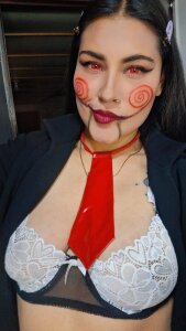 ChloeMorelli 👻❤️ Pic