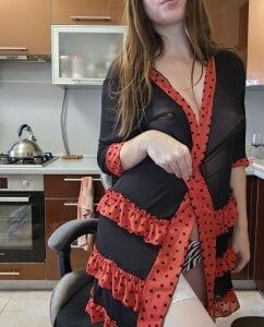 _BondiXUrban_ kullanıcısının Sexy robe for private albümü -  2 fotoğraf