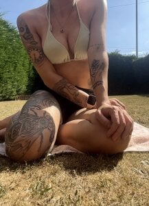 sophiieerosie Sunny Days 😈☀️ Pic 3
