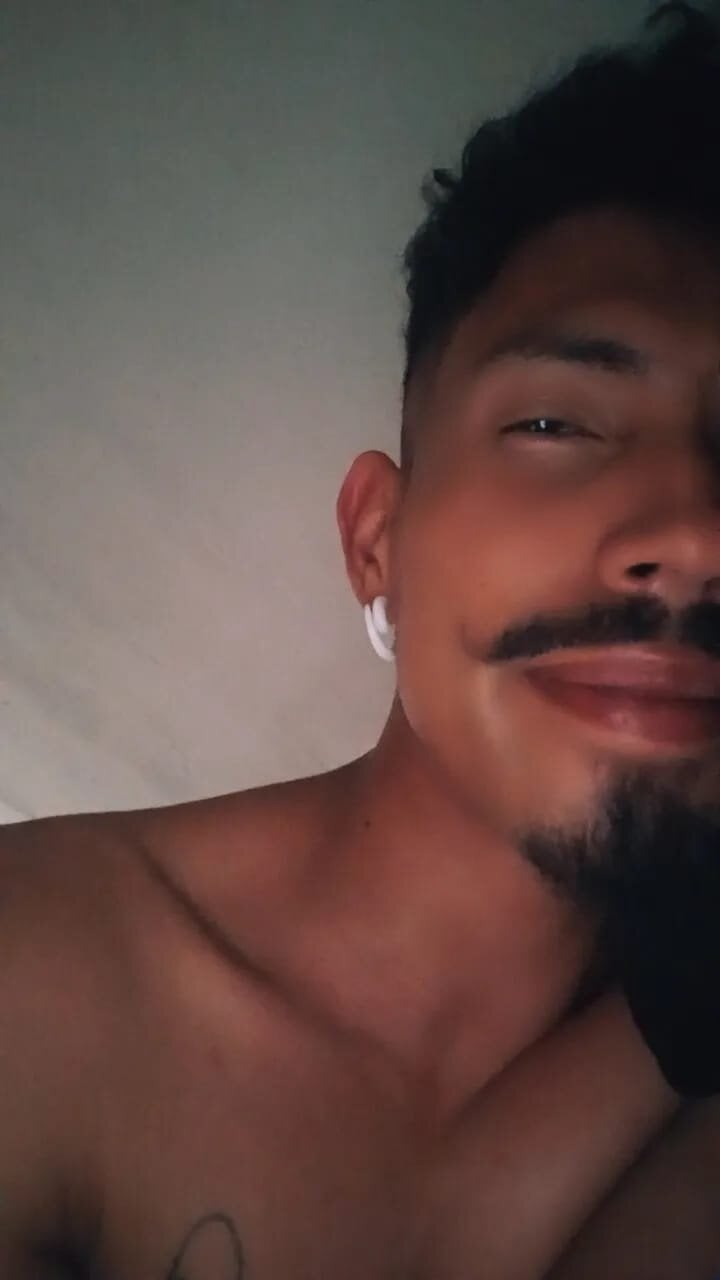 Foto  7427 de NoaahTylor – em alta